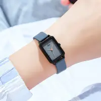 在飛比找蝦皮購物優惠-Gedi韓國簡約學生手錶方形石英手錶女士手錶