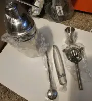 Cocktail Shaker Tipsy Tools Bartending Kit NIB NEW