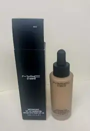 Mac Studio Waterweight Foundation Spf 30 - # NC42 Medium With Golden New W Box