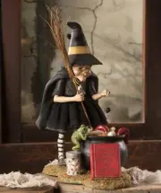 Bethany Lowe Cauldron Cooking Witch Frog Halloween Figure TD9065