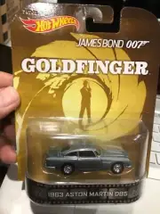 2012 Hot Wheels Retro Entertainment GOLDFINGER ASTON MARTIN DB5