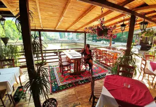 潘申河飯店