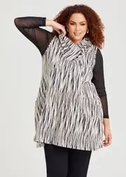 [Taking Shape] Taking Shape Jacquard Floral Tunic Size 14 in Stripe - Plus Size Women's Clothing Stripe
