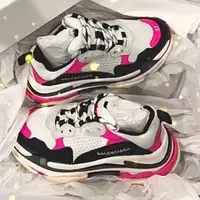 在飛比找PopChill優惠-[二手] Balenciaga Triple S 巴黎世家老