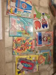 1991 Nintendo Super Mario World Promotional Magazine Prizes Display Yoshi Peach