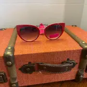 NWT Betsey Johnson Red w/ Black & White Stripes Cat Eye Sunglasses Vacation