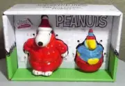 Peanuts Snoopy & Woodstock Puffy Coat Ceramic Salt & Pepper Shakers NEW