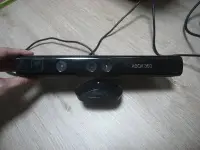 在飛比找Yahoo!奇摩拍賣優惠-二手-  微軟 原廠 XBOX360 Kinect 體感機 