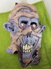 NWT Large Maniac Mummy Rubber Halloween Delux Mask 2002 High Detail