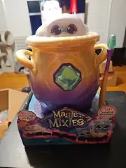 MAGIC MIXIES MAGICAL MISTING CAULDRON BLUE PLUSH PET INTERACTIVE TOY NEW SEALED