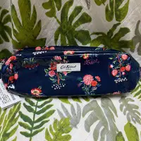 在飛比找Yahoo!奇摩拍賣優惠-《免運》英國 Cath Kidston  化妝包 筆包 萬用