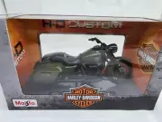 Maisto Diecast Motorcycle Harley-Davidson 2022 Road King Special 1:18 with Stand