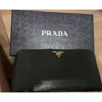 在飛比找蝦皮購物優惠-PRADA 金字水波紋長夾