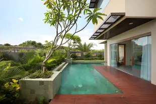 努沙度瓦的3臥室 - 220平方公尺/3間專用衛浴3 BDR Miracle Villa in Nusa Dua