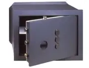 Wall safe with Cisa 82410 mechanical combination