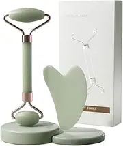 Jade Roller and Gua Sha Set, Face Eyes Neck Face Massager For Skin, for Eye Puffiness, Skin Tightening, Anti aging, Rejuvenate Face, Face Massager For Slimming And Firming (Green)
