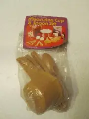 Vintage 10 Piece Measuring Cup & Spoon Set New Sealed 1982