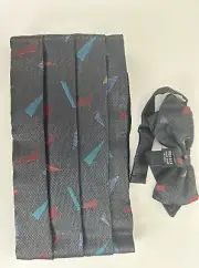 Made In Italy. 100% Pure Silk Geoffrey beene Bow Tie and Cummerbund Set.