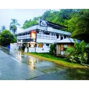RedDoorz @ Western Highway Lodge Hotel