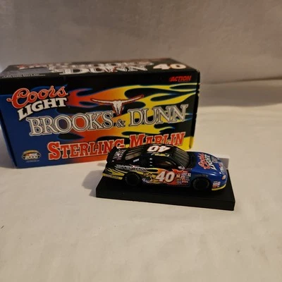 Action Sterling Marlin #40 Coors Light Brooks & Dunn 2000 Nascar Diecast 1:64