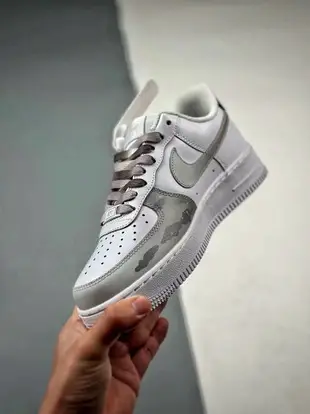 Nike Air Force 1 運動休閒板鞋