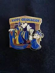Disney Pin Trading Happy Graduation Mickey Goofy 2007