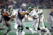 Offensive lineman Keith Dorney Detroit Lions blocks defensive line- Old Photo