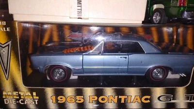 Sun Star America Blue Silver 1965 Pontiac GTO Die Cast Tiger Car 1:18 Scale