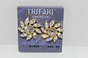 Vintage Trifari Clip On Earrings Gold Tone Rhinestone Flower #2 Bin 8