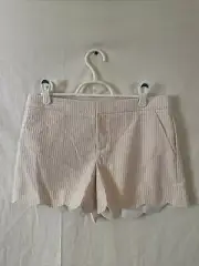 Club Monaco Amber Low Rise Shorts Bottoms New With Tags Scalloped Hem