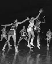 Al Bianchi Of The Syracuse Nationals Shoots 1960S Old Basketball Photo 10
