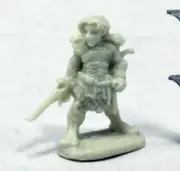 Reaper Miniatures Dingo, Halfling Rogue RPR 77403