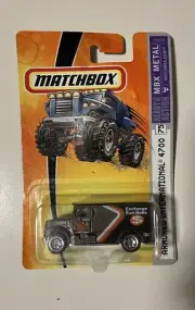 Matchbox MBX Metal Armored International 4700