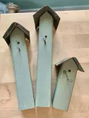 3 NICE SKINNY BLUE BIRDHOUSES WITH VINTAGE METAL ROOFS! RUSTIC PRIMITIVE! SHELF