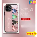 客製化防摔玻璃貼手機殼原創插畫金屬熊家族 IPHONE 16 15 14 13 12MINI 11 I15PROMAX