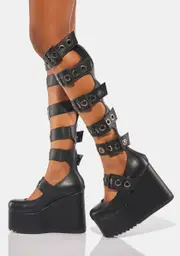 [Lamoda] No Budget Platform Sandals