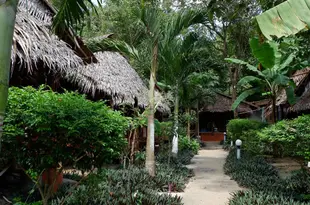 皮皮島普塔灣竹度假村Phutawan Bamboo Resort Phi Phi Island