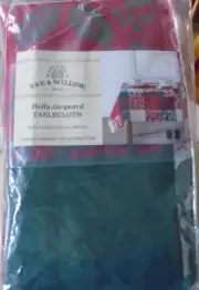 Bee & Willow Holly Jacquard 60-inch x 144-inch Christmas Holiday Tablecloth NWT