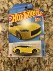 Nissan Z Proto - Hot Wheels - Yellow - 124/250 - 1:64