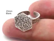 Hexagonal Hammered Adjustable Ring Blank - Antique silver plated Brass 15mm 4947