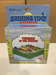 ERTL Thomas & Friends Miniature Adventure Playset Thomas at the Station -Retired