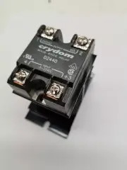 CRYDOM D2440 40A SOLID STATE RELAY WITH HEATSINK ,3-32VDC INPUT, 240VAC OUTPUT