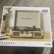 Victrola Journey Bluetooth Portable Suitcase Record Player3-speed Turntable New
