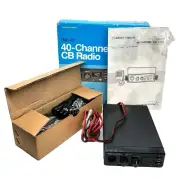 Realistic TRC-477 CB Radio Vintage Citizens Band AM Radio Communication