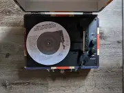Victrola Bluetooth Stereo Record Player UK Flag Turntable