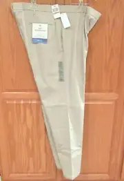 Mens DOCKERS~SIGNATURE KHAKI PANTS~42 x 32~NWT~CLOUD Slacks STRAIGHT FIT