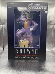 Diamond Select Gallery DC Batman Animated Series BTAS The Joker PVC Figure NEW