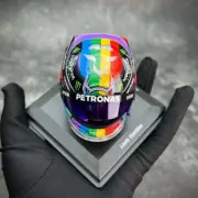 Spark 1/5 Helmet replica Mercedes-AMG F1 Team Lewis Hamilton Abu Dhabi GP 2021