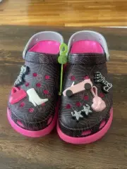 Crocs X Barbie Crush Clog Women's Size 7 Limited Edition Black/Pink New