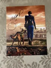 Ella Purnell Fallout Signed 8 X 10 Photo COA